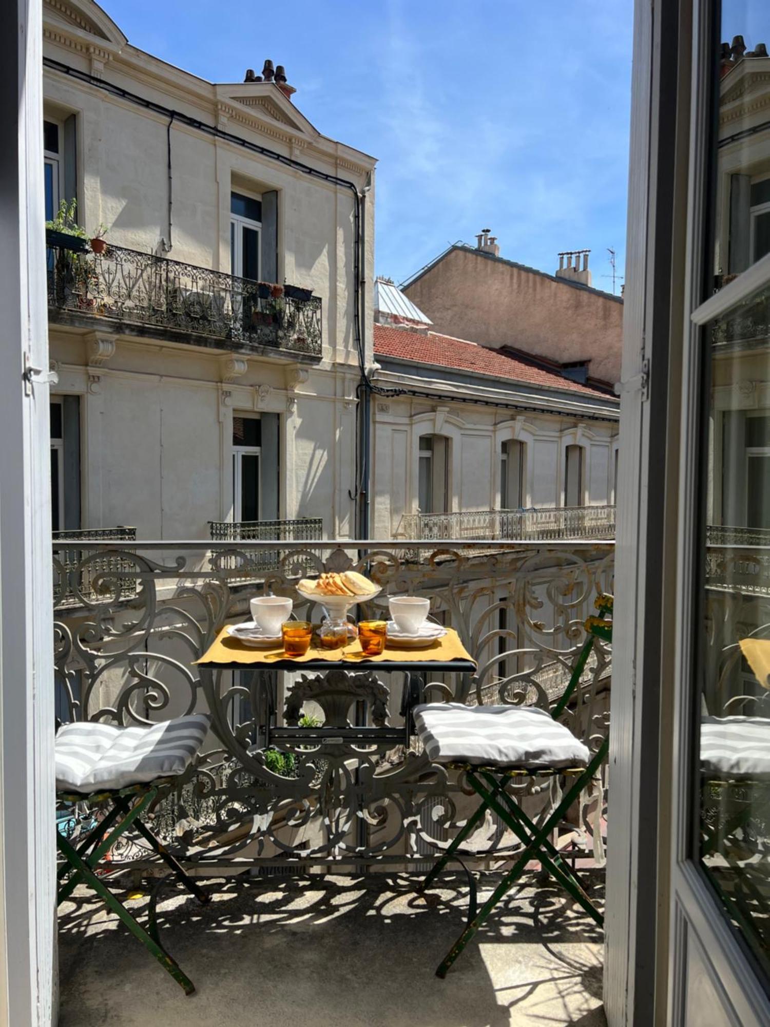 Au Coeur De M Bed & Breakfast Montpellier Exterior photo